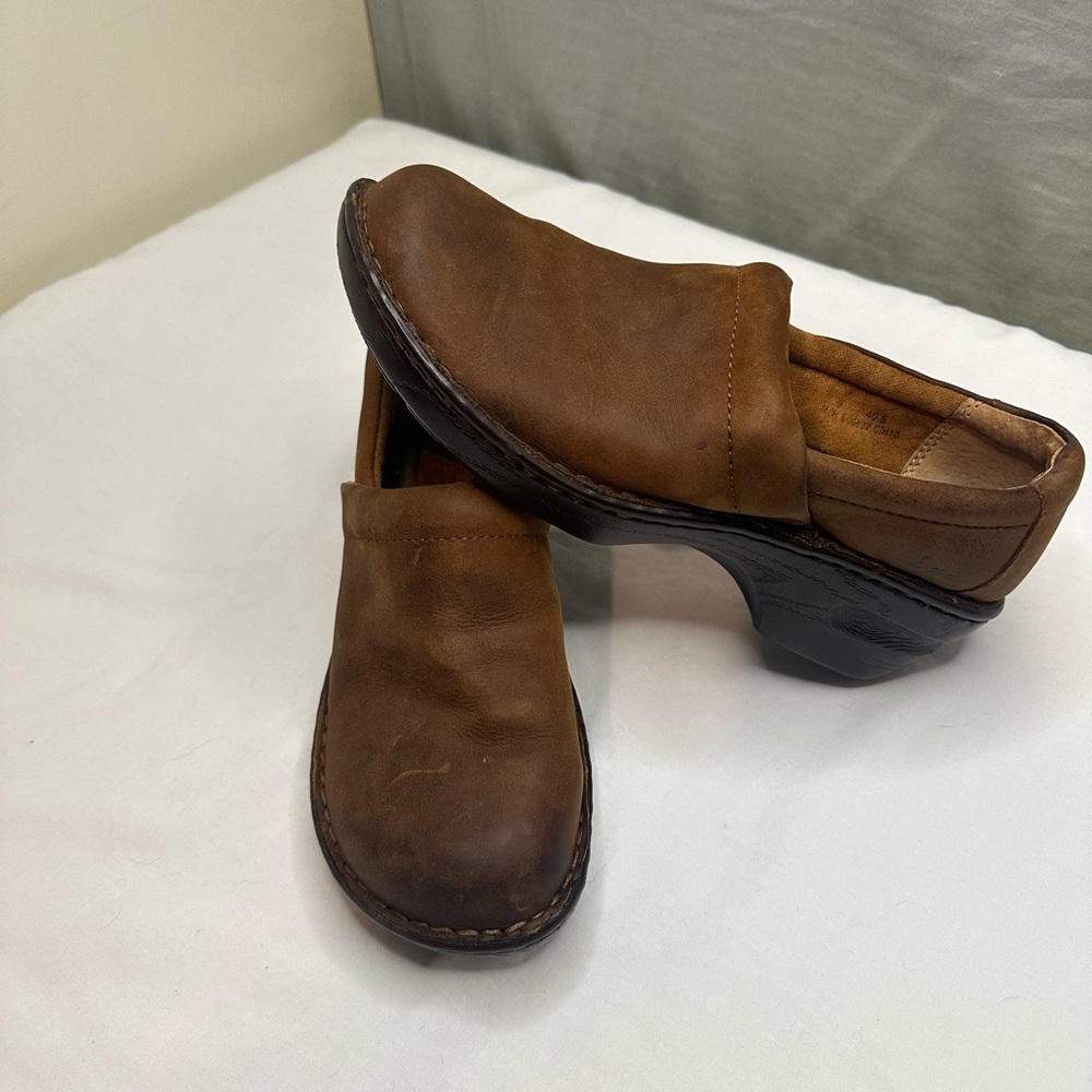 BOC Born Womens Size 9 /‎ 40.5 M Slip On Mules Brown Leather Shoes
